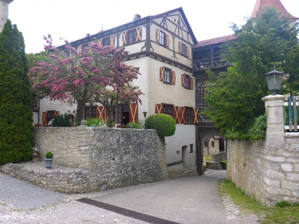 post-1325-0-06556600-1434370263_thumb.jp