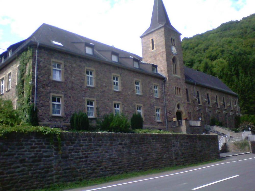 post-1618-0-07155600-1408462449_thumb.jp