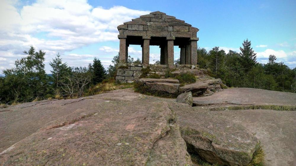 post-1031-0-36607800-1442727854_thumb.jp