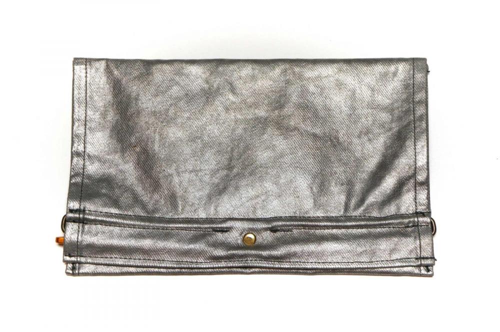 tasche.thumb.jpg.beb7ef2cb3d70ad52baad27