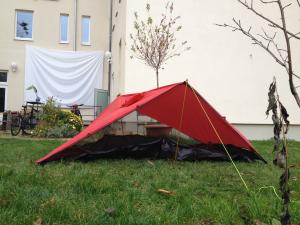 Joyn tent mode using trekking poles side view