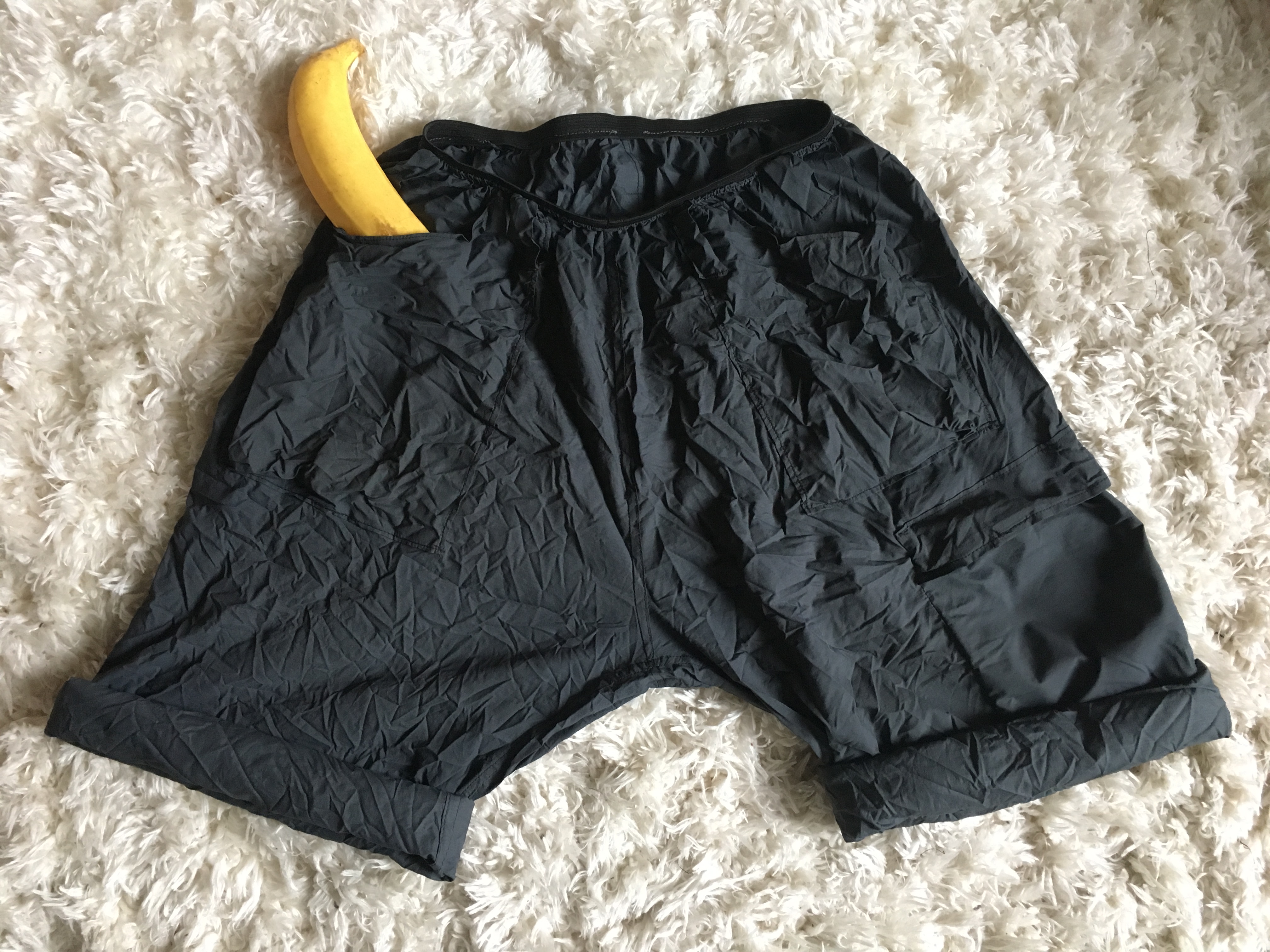 563627106_FlyPantsShortBananaforscale.jpg.32b7a31ebfbff06753ee9e41cd6de9a6.jpg